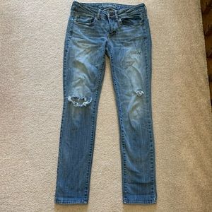 American Eagle distressed Skinny Stretch Jeans